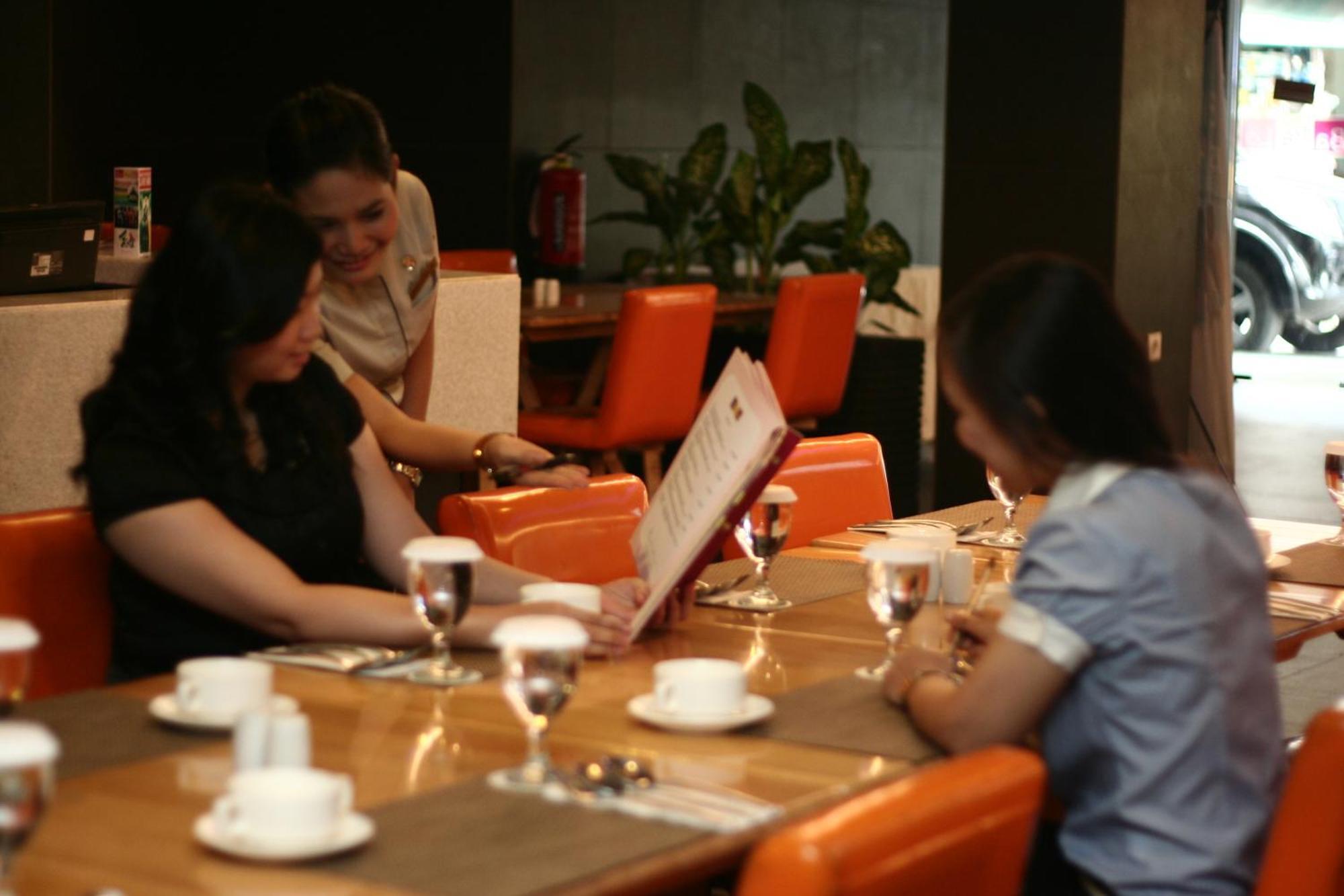 Swiss-Belinn Medan Ngoại thất bức ảnh